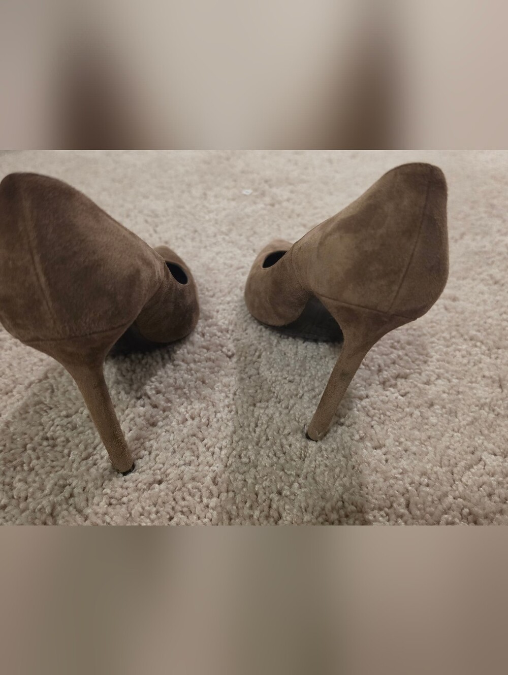 Saint Laurent Women’s Brown Suede Pointed-Toe Pumps - Picture 11 of 15